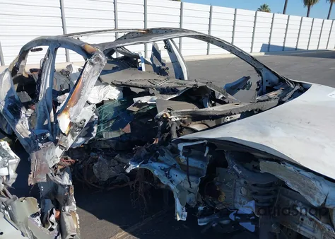 2022 Tesla Model 3 from USA, damaged, VIN 5YJ3E1EA3NF143510